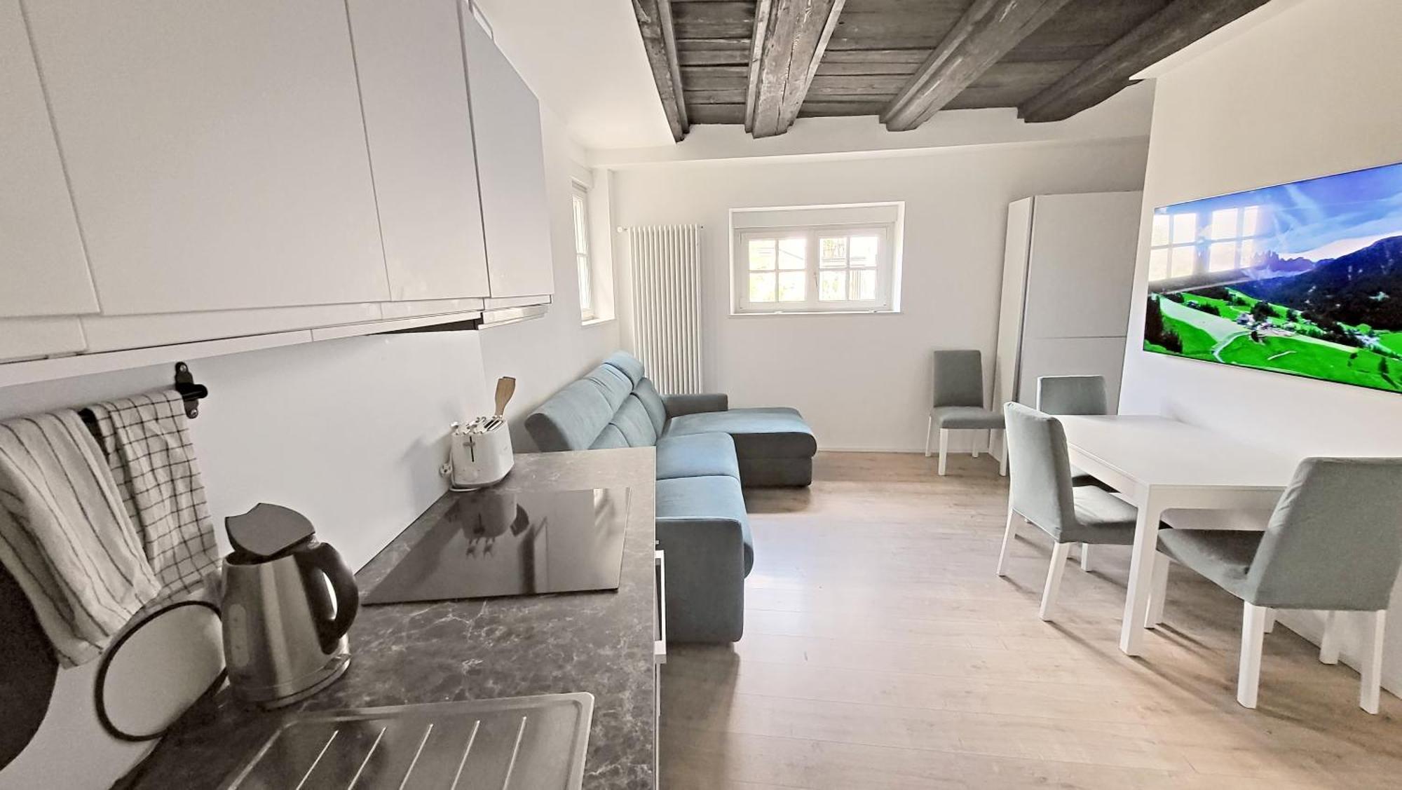 Apartment 2-room Mountain View, Wifi Netflix Ac Lift